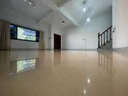 Sixth Avenue (D10), Terrace #443225221